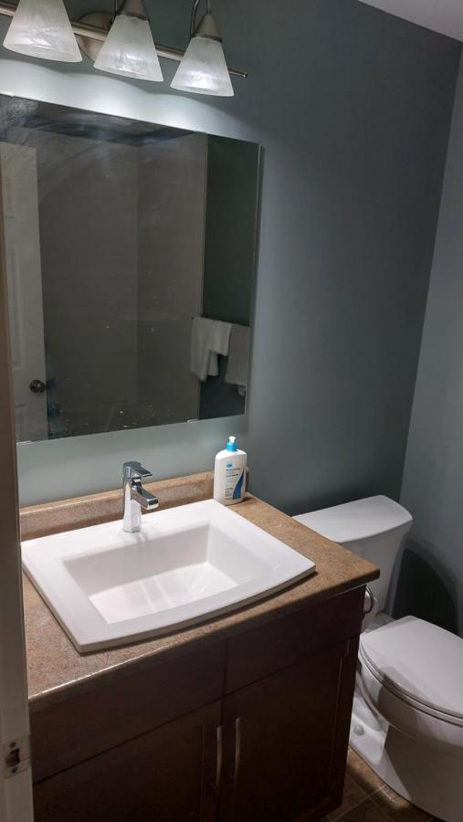 Lovely 1-Bedroom Basement Suite Winnipeg Exterior photo